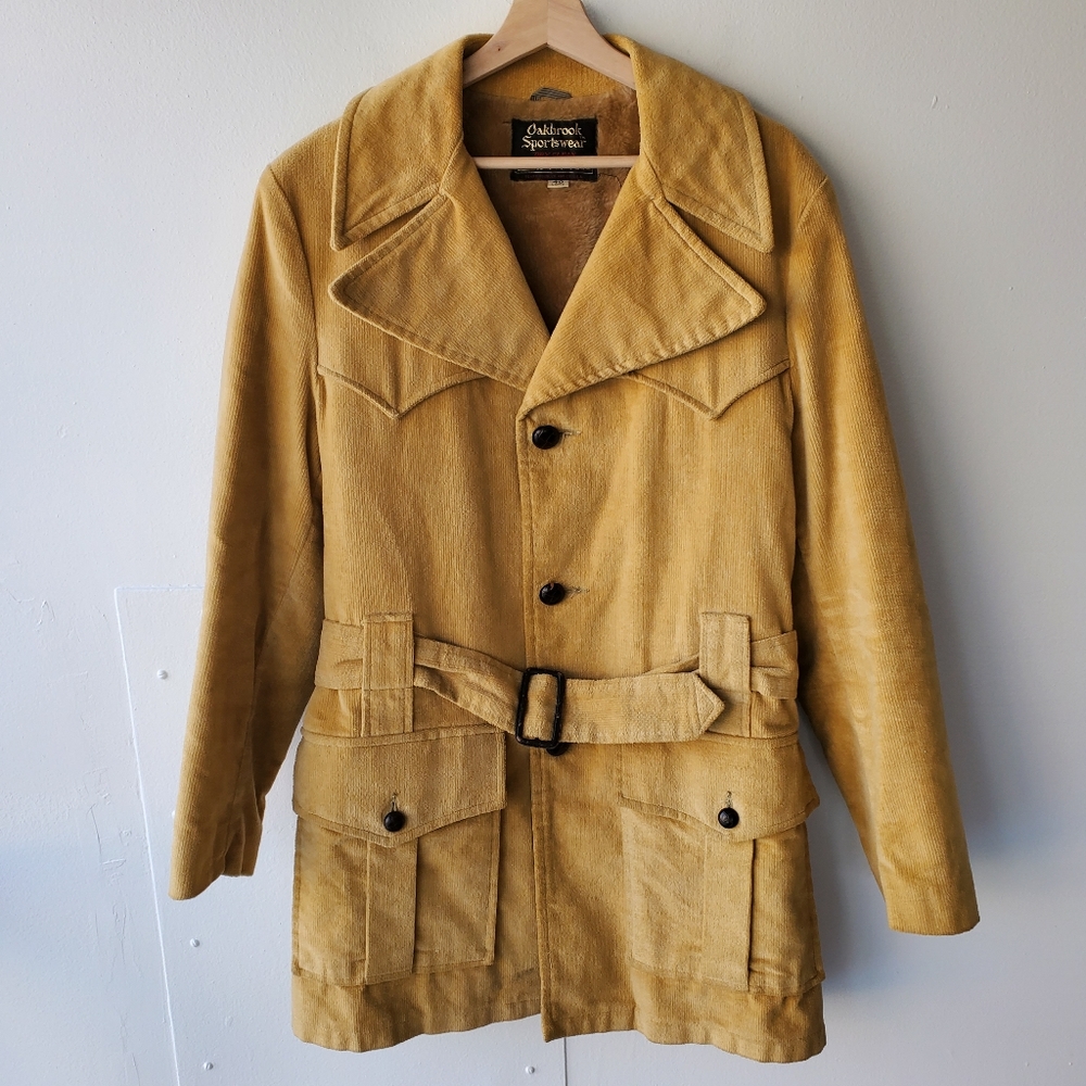 Vintage Oakbrook Sportswear Coat Men's Size 40 Long Tan